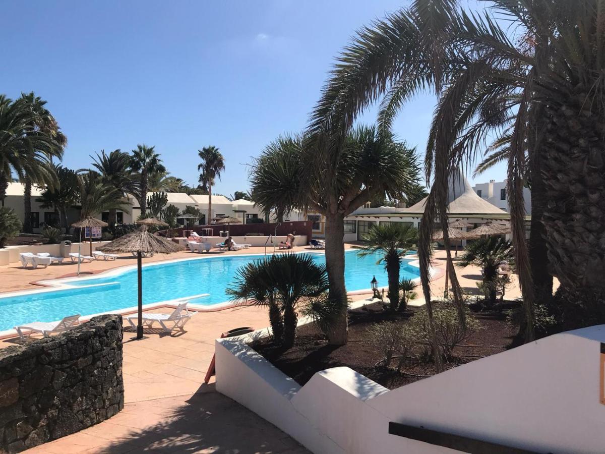 Apartamento Dino 10 Playa Roca Lejlighed Costa Teguise Eksteriør billede