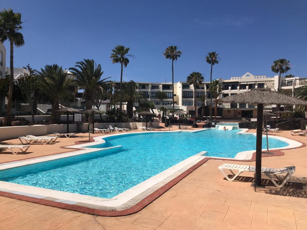 Apartamento Dino 10 Playa Roca Lejlighed Costa Teguise Eksteriør billede