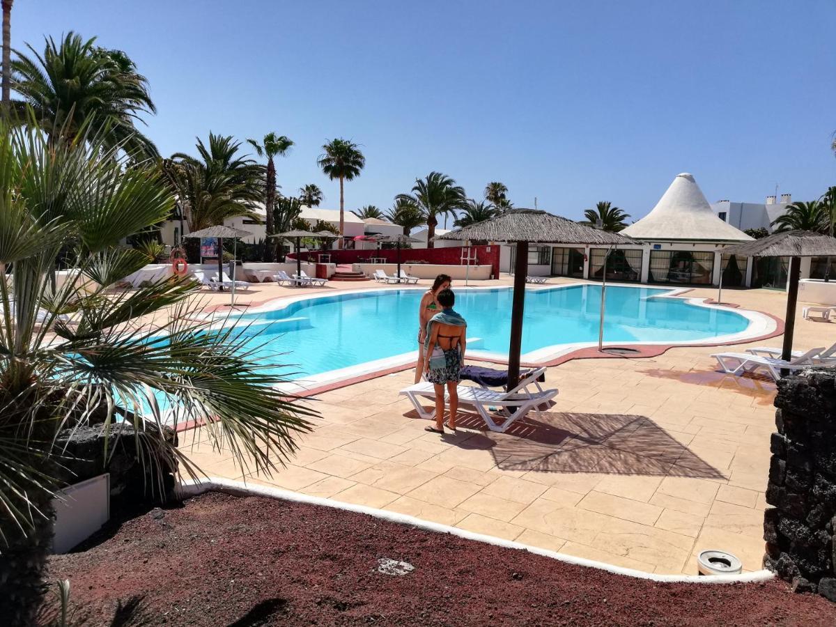 Apartamento Dino 10 Playa Roca Lejlighed Costa Teguise Eksteriør billede