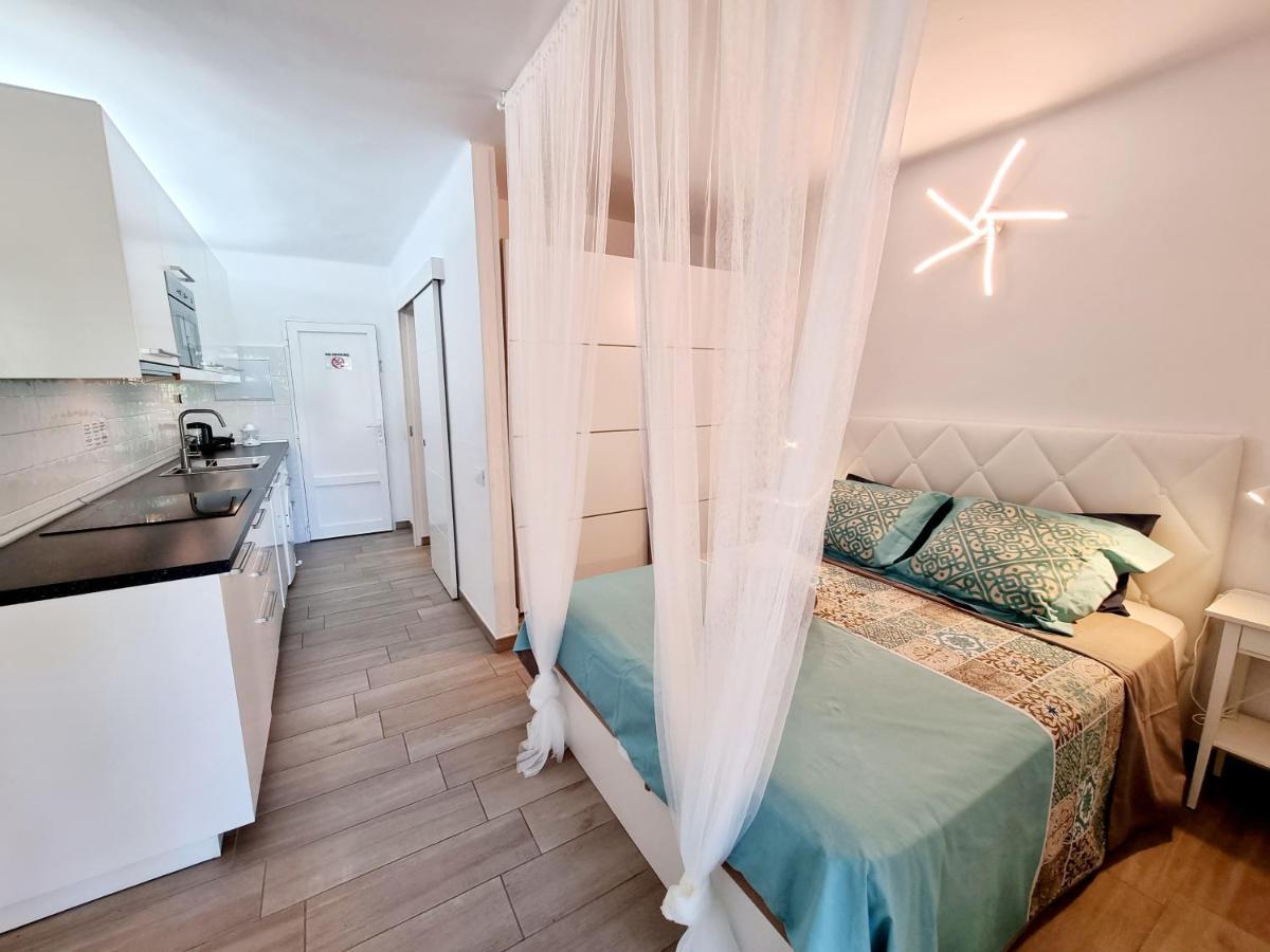 Apartamento Dino 10 Playa Roca Lejlighed Costa Teguise Eksteriør billede